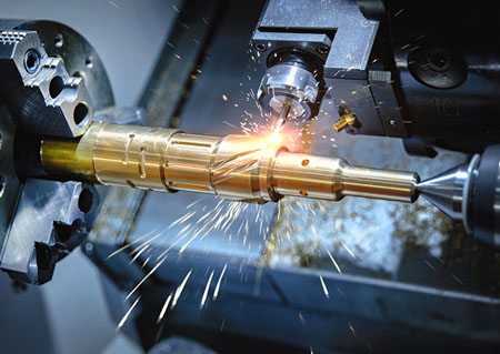 toolmaker-with-vr-training-v3